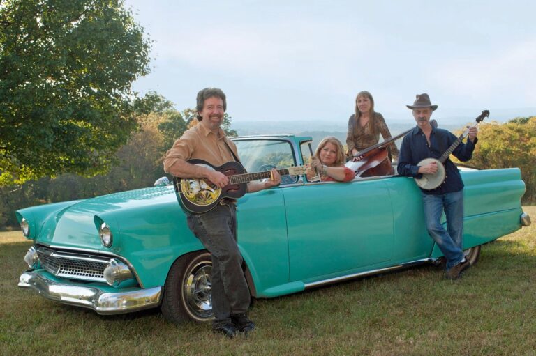 Andrew McKnight y más allá de las fronteras