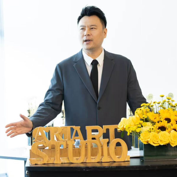 Yan Zhao